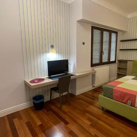 Leonardo Rooms Авеллино Экстерьер фото